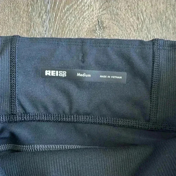 REI Athletic Leggings.  Dark Grey in color.  Women’s size medium. - Picture 3 of 8